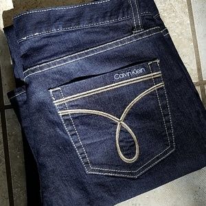 NWOT Calvin Klein Skinny Jeans 29/8